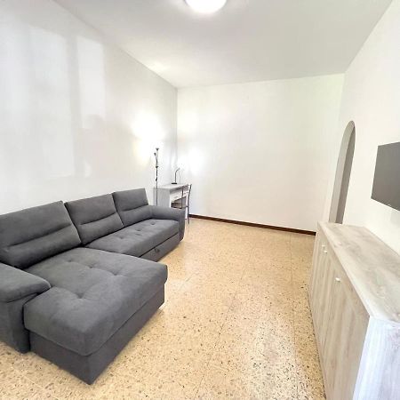 Famagosta House Lägenhet Milano Exteriör bild